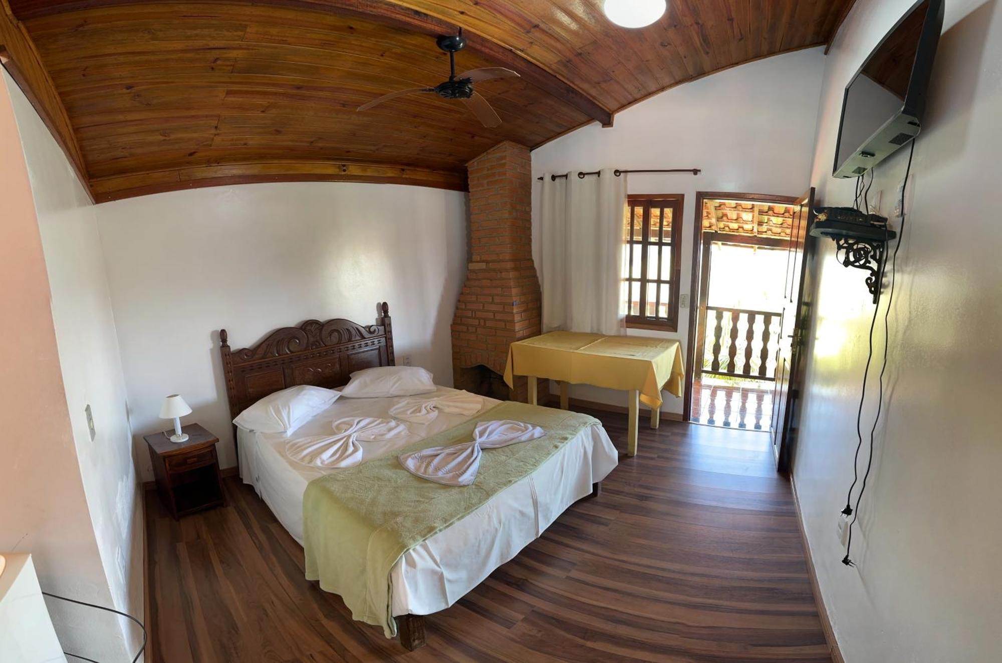 Hotel Alpha Ville Chales Conceicao da Ibitipoca Exterior photo